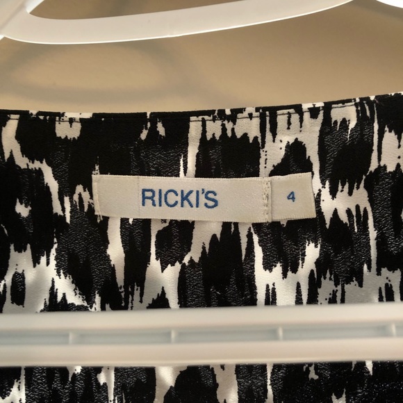 Black and White Mixed Patterned Sheath Dress - Picture 3 of 3